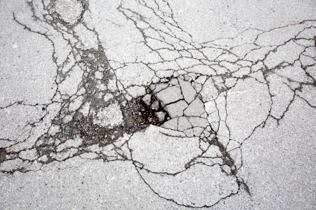 Ulrich Simons - Stra&szlig;enschaden Morillenhang